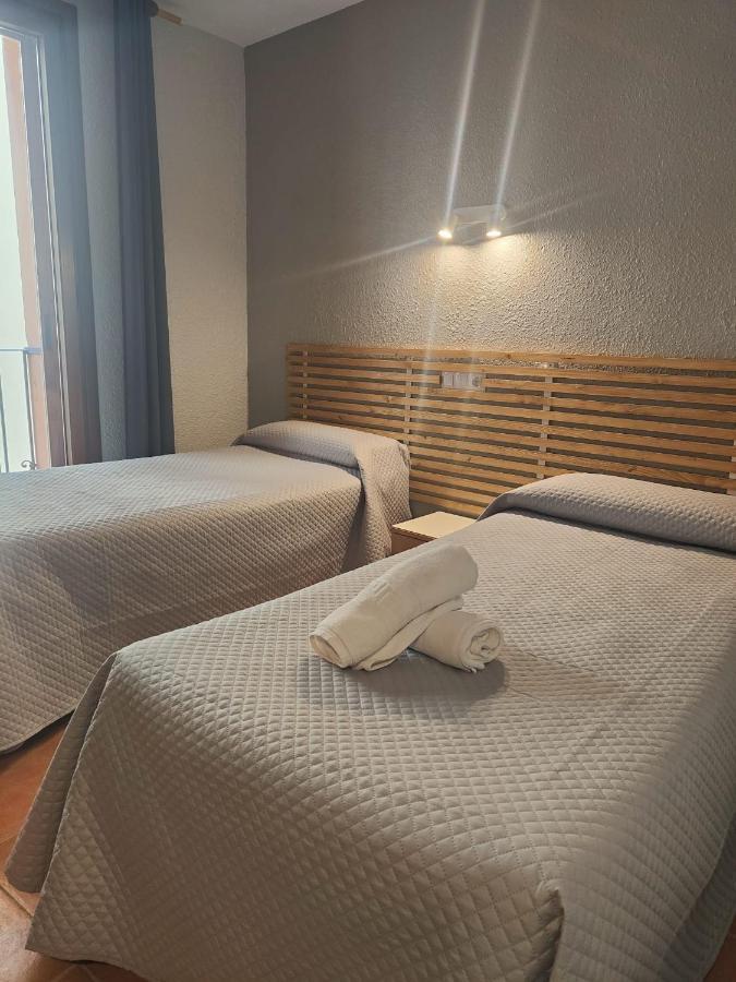 Hotel Acebo Plaza Mayor Jaca Eksteriør bilde