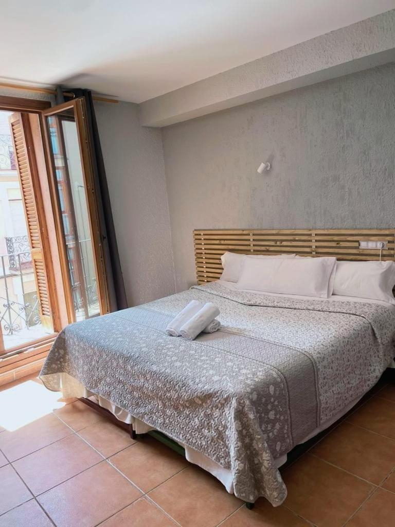 Hotel Acebo Plaza Mayor Jaca Eksteriør bilde