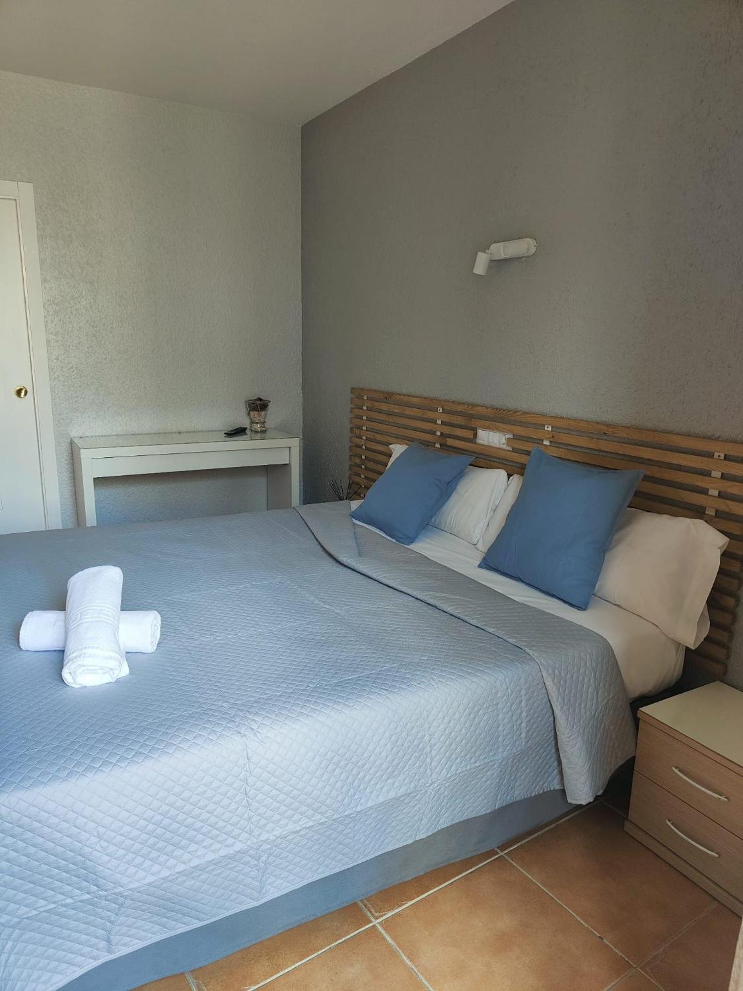 Hotel Acebo Plaza Mayor Jaca Eksteriør bilde